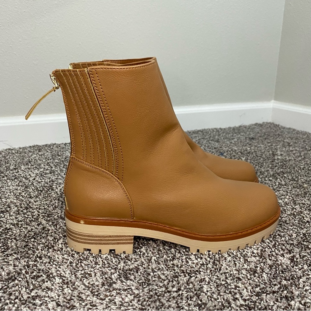 ZBY Brown Booties Women’s‎ Size 9.5